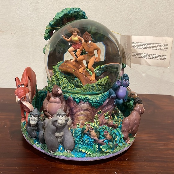 Vintage rare Disney Snowglobe 1990’s Tarzan - Picture 8 of 9